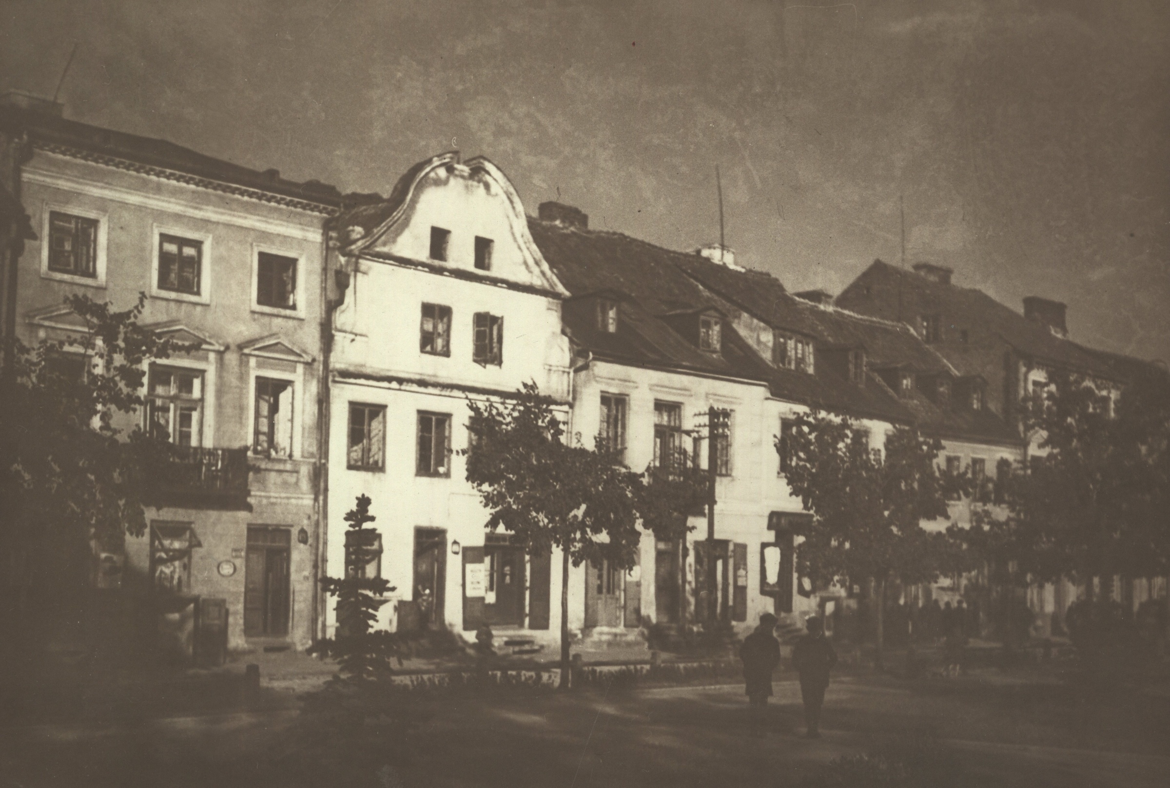 The tenement house at 17 Old Market Square