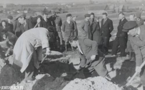 Ekshumacja 25 Żydów zamordowanych przez Niemców podczas II wojny światowej, 21.10.1946 rok