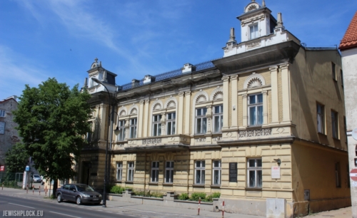 Pałacyk małżonków Flatau przy ulicy Kolegialnej, obecnie siedziba Urzędu Stanu Cywilnego (fot. Piotr Dąbrowski)