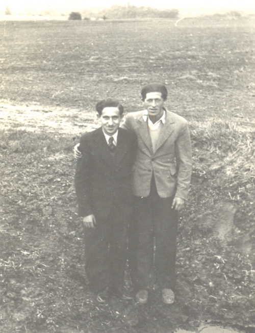 Mordka Nelkin (z lewej) w towarzystwie znajomego, 18 października 1937 r.