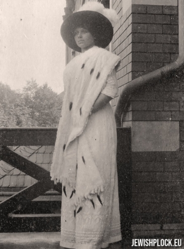 Emilia Szenwic z domu Feinkind, Warszawa 1913 rok (fotografia ze zbiorów prywatnych Danego Yazbecka)